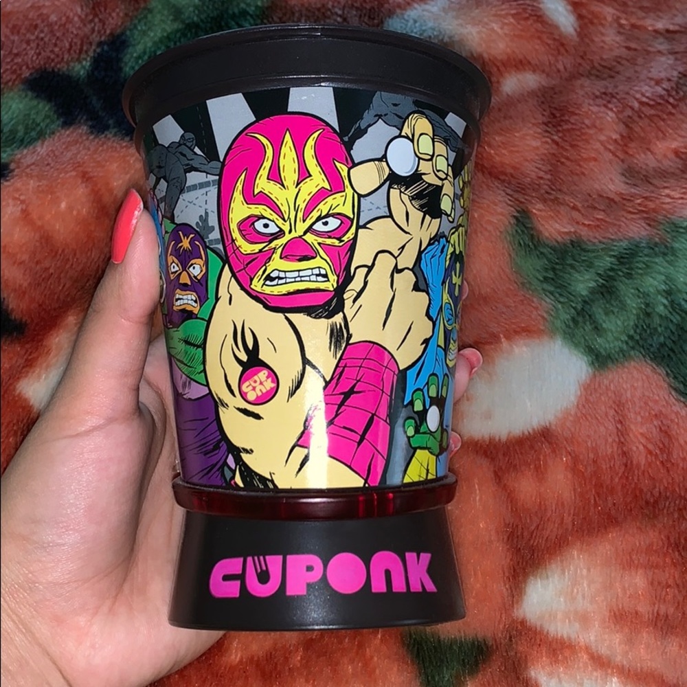 CUPONK GAME WITH EVERYTHING INCLUDED